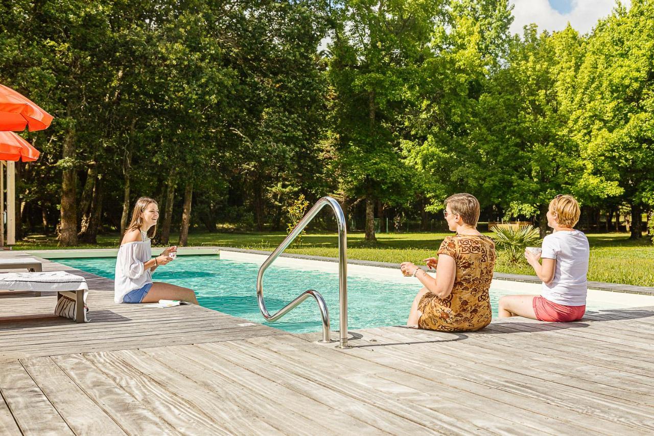 Gites Ecolabellises Du Domaine De Ludeye - Au Calme Dans Le Medoc *