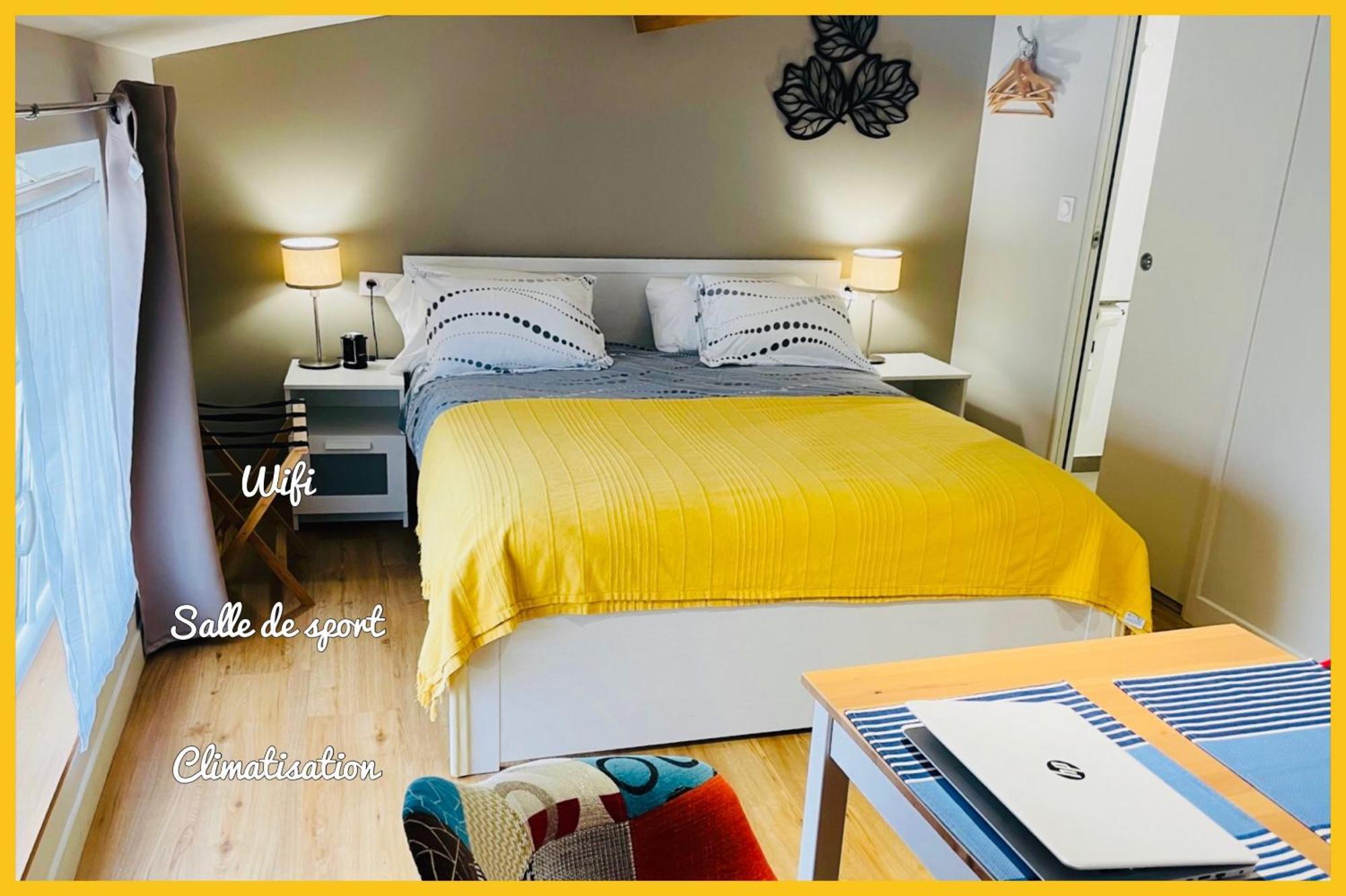 Gites Ecolabellises Du Domaine De Ludeye - Au Calme Dans Le Medoc Holiday home
