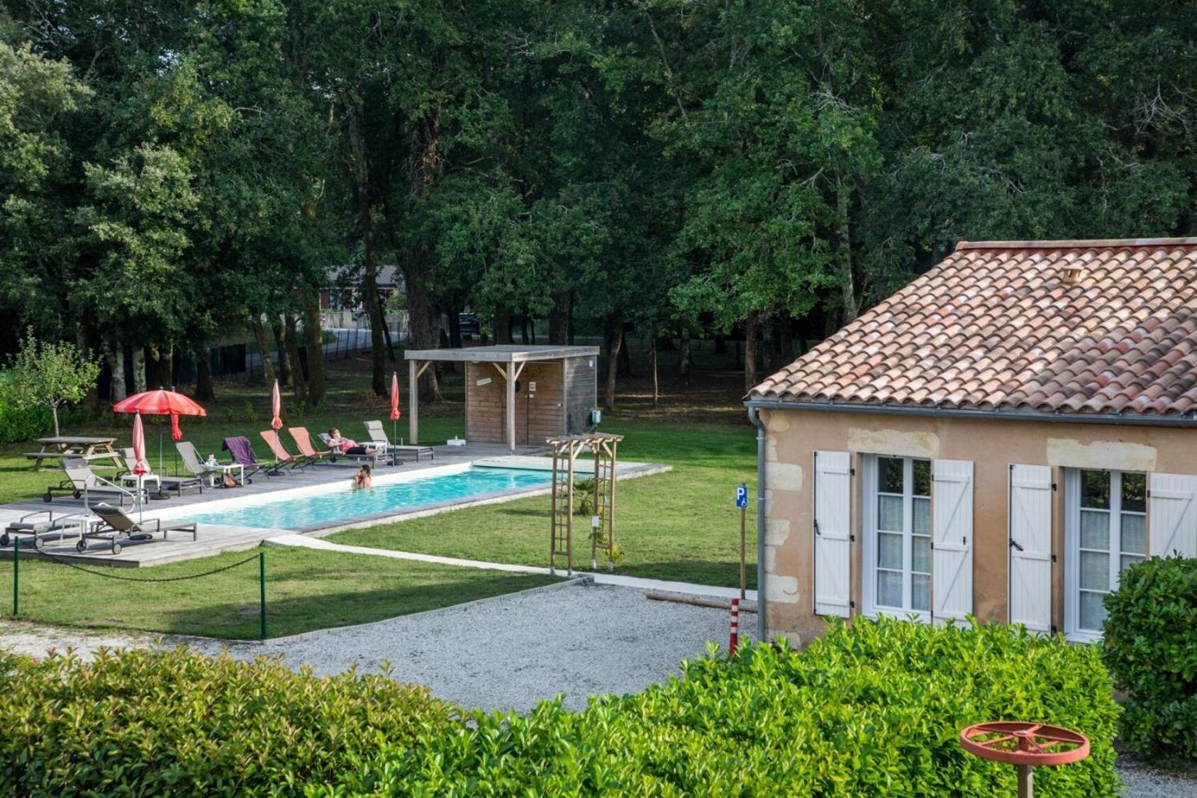 Holiday home Gites Ecolabellises Du Domaine De Ludeye - Au Calme Dans Le Medoc *