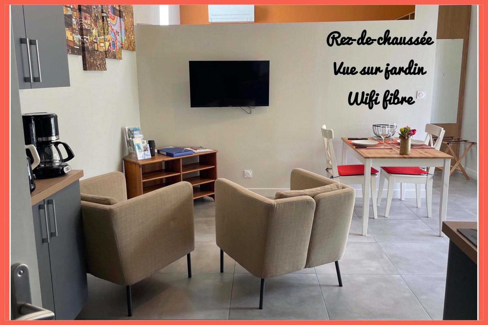 Holiday home Gites Ecolabellises Du Domaine De Ludeye - Au Calme Dans Le Medoc Listrac-Medoc
