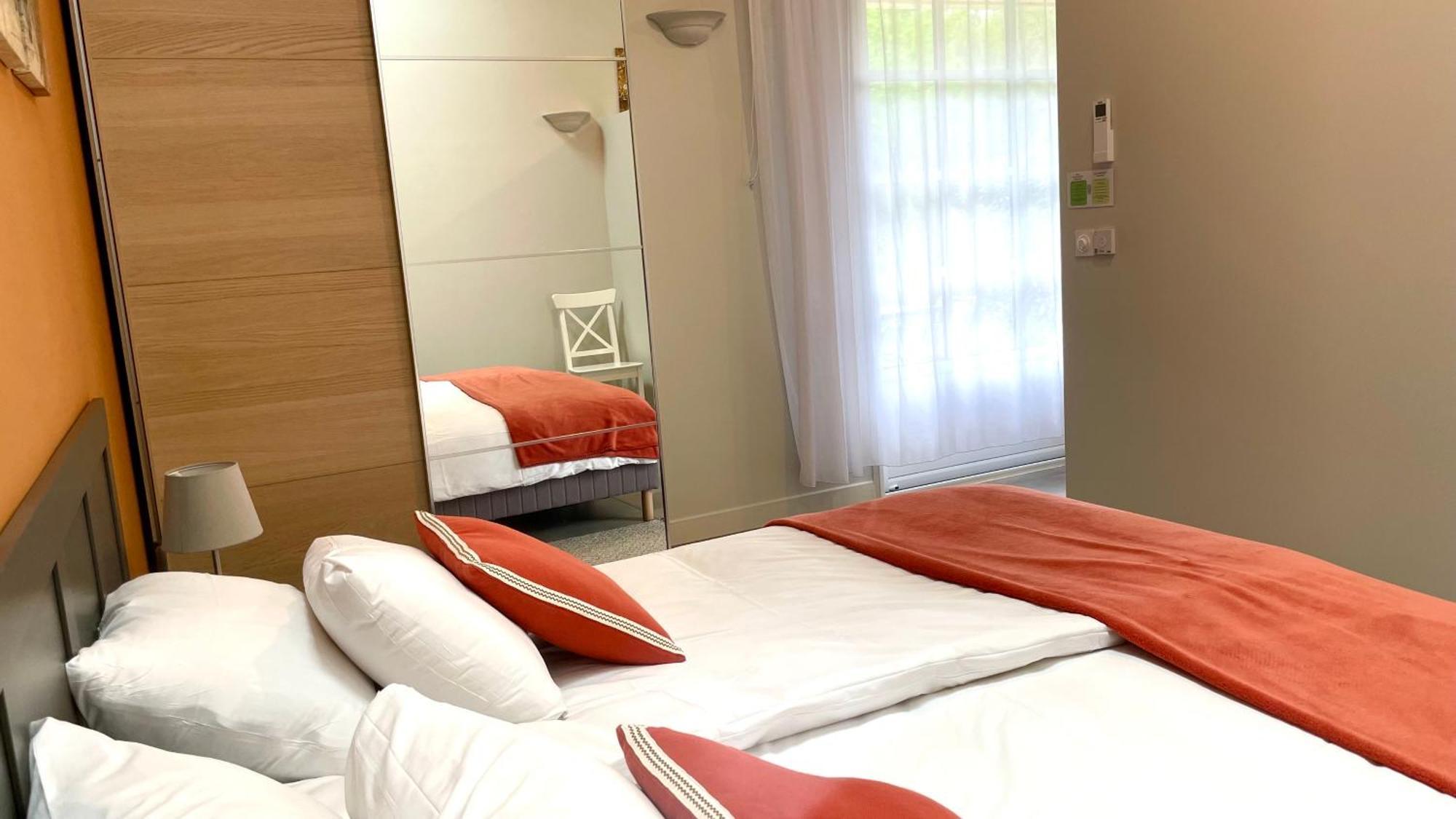 Les Du Domaine De Ludeye Holiday home